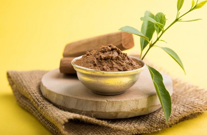 Sandalwood Essential Oil Uses and Benefits