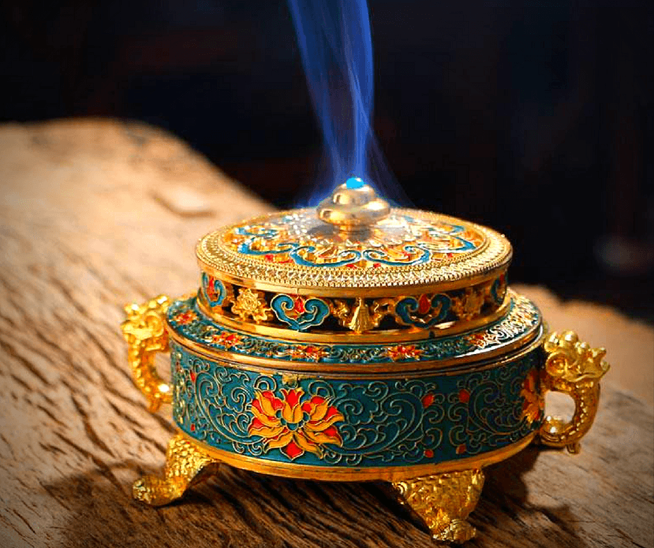 Frankincense Essential Oil Uses and Benefits