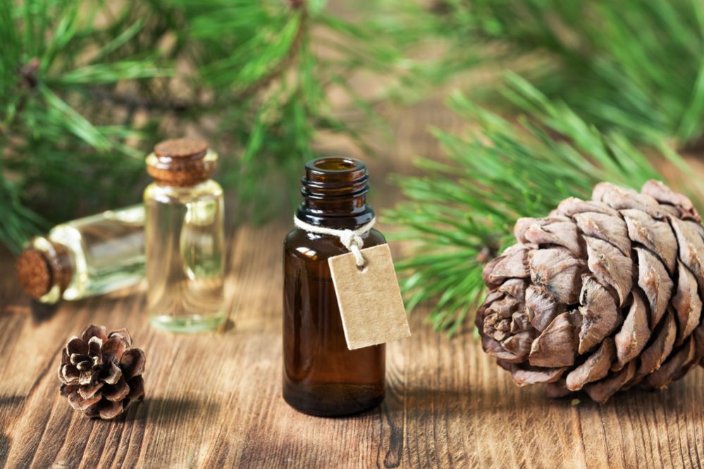 Cedarwood Essential Oil Uses and Benefits for Health