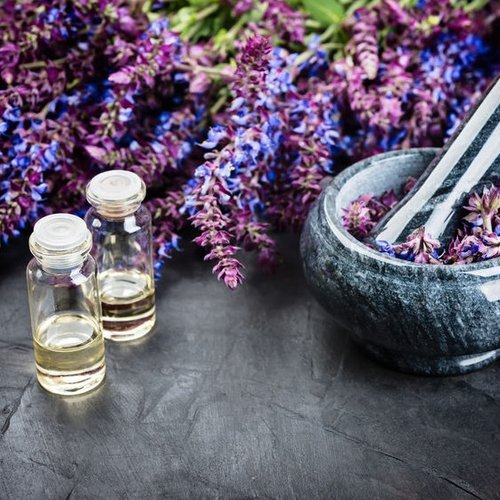 Clary Sage Essential Oil Uses and Benefits