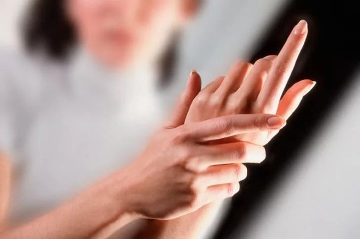 Dupuytren's contracture and Essential Oils to support Palmar Fibromatosis